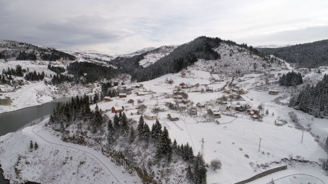 Karadeniz Yaylalarında Kar Güzelliği