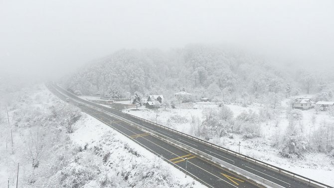 Kar Yağışı Sonrasında Bolu Dağı’nda Muhteşem Manzara Oluştu