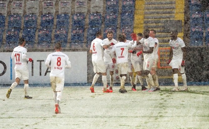 Süper Lig: Medipol Başakşehir: 1 - Dg Sivasspor: 1 (Maç Sonucu)