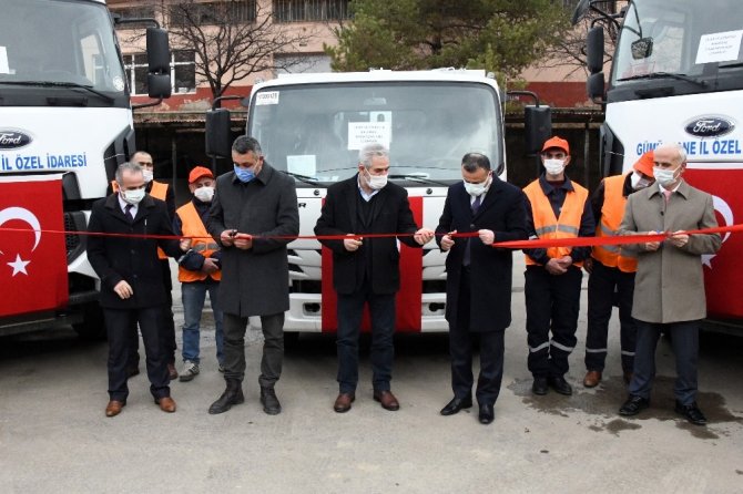 Gümüşhane İl Özel İdaresi’nin Yeni Çöp Araçları Hizmete Sunuldu