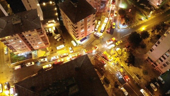 Kadıköy’de Korkutan Patlama: Kısıtlamada Mahalleli Sokağa Döküldü