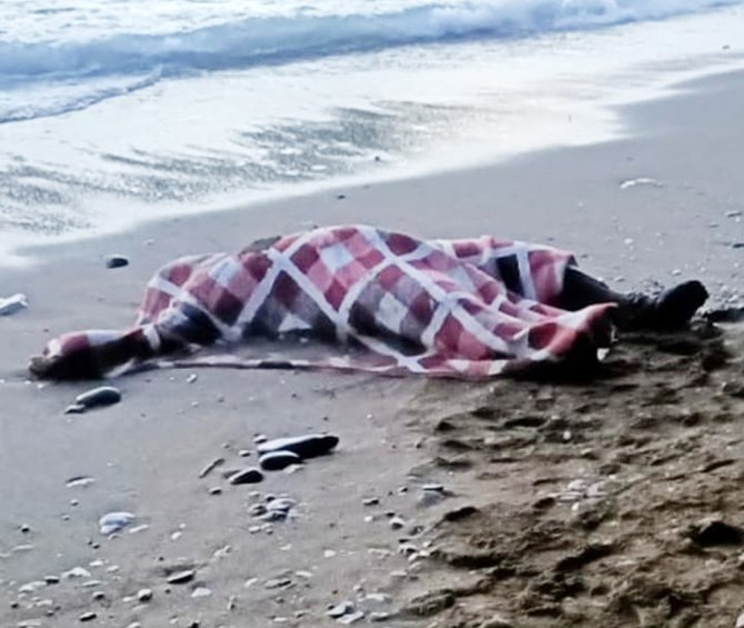 Datça’da Kıyıya Erkek Cesedi Vurdu