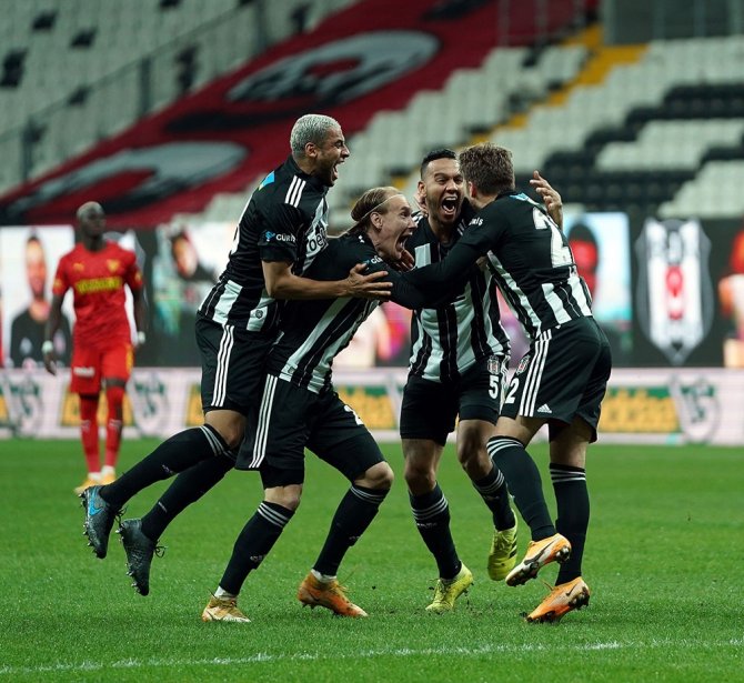 Süper Lig: Beşiktaş: 2 - Göztepe: 1 (Maç Sonucu)