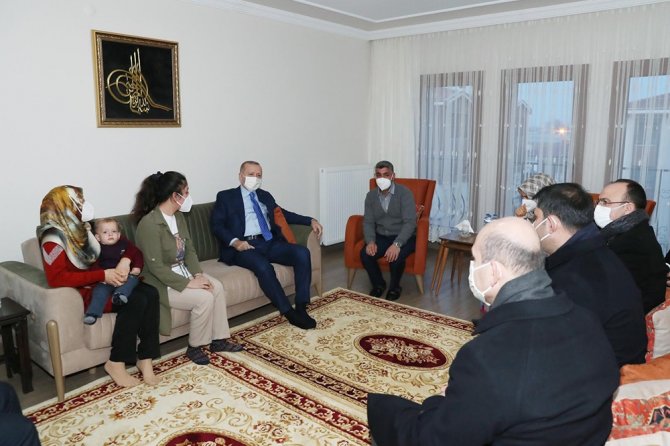 Cumhurbaşkanı Erdoğan’dan Ev Ziyareti