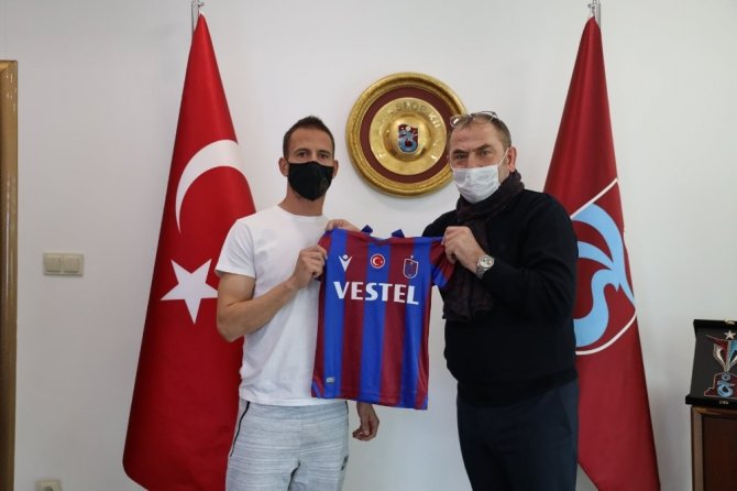 Trabzonspor’dan Pereira’ya Teşekkür Plaketi