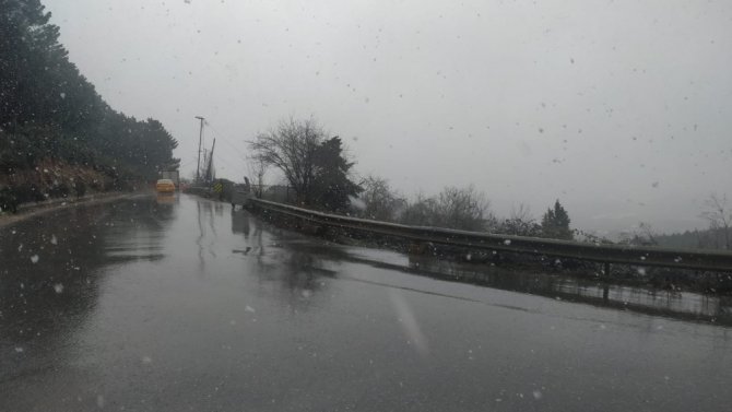 Anadolu Yakası’nda Beklenen Kar Yağışı Başladı