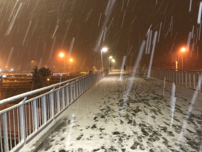 İstanbul’da Kar Yağışı Akşam Saatlerinde Etkili Oldu
