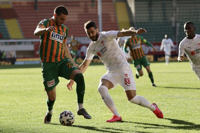 Süper Lig: Aytemiz Alanyaspor: 3 - Dg Sivasspor: 1 (Maç Sonucu)