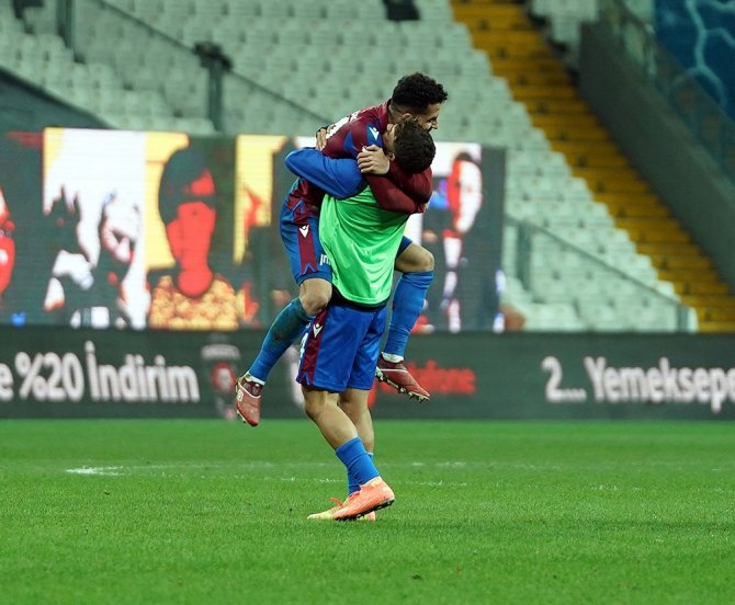 Süper Lig: Beşiktaş: 1 - Trabzonspor: 2 (Maç Sonucu)