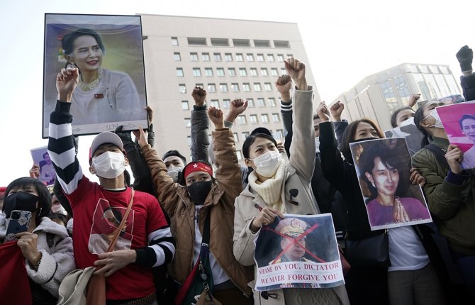 Myanmar’daki Askeri Darbe Japonya’da Protesto Edildi