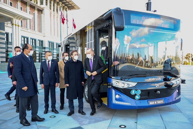 Cumhurbaşkanı Erdoğan, Kabine Toplantısına Sürücüsüz Otobüs Karsan Otonom Atak Electric İle Gitti