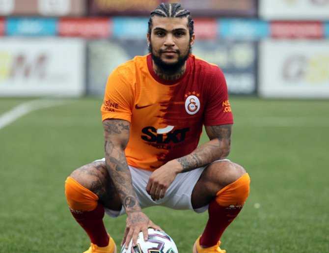 Galatasaray’da 5 Futbolcu Geldi, 5 Gitti