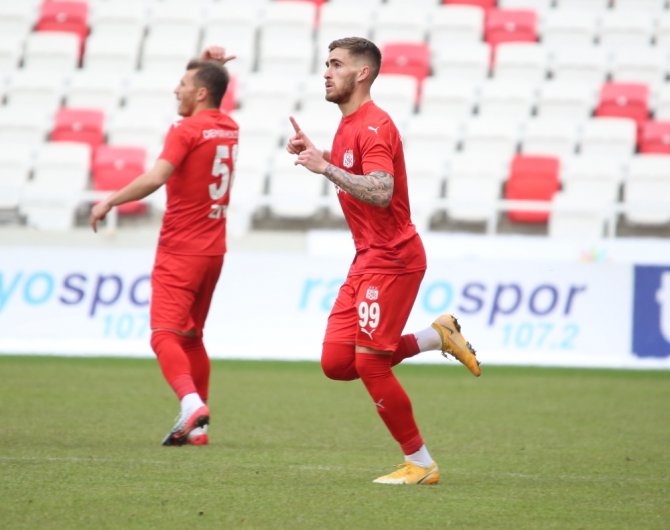 Sivasspor’da Tyler Boyd İlk Resmi Maçına Çıktı
