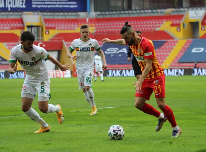 Hes Kablo Kayserispor: 0 - Aytemiz Alanyaspor: 0 (İlk Yarı)