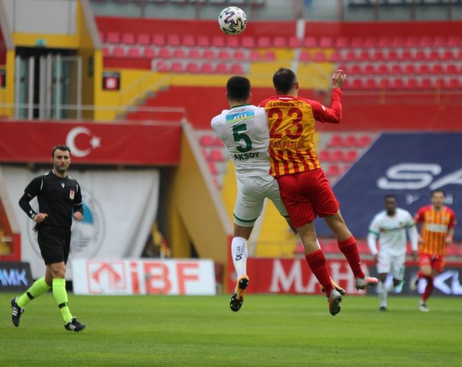 Hes Kablo Kayserispor: 0 - Aytemiz Alanyaspor: 0 (İlk Yarı)