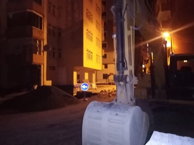 Su Şebekesini Onarmak İçin Girdiği Çukur Mezarı Oldu