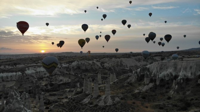 Kapadokya Bölgesini Ocak Ayında 42 Bin 560 Turist Ziyaret Etti