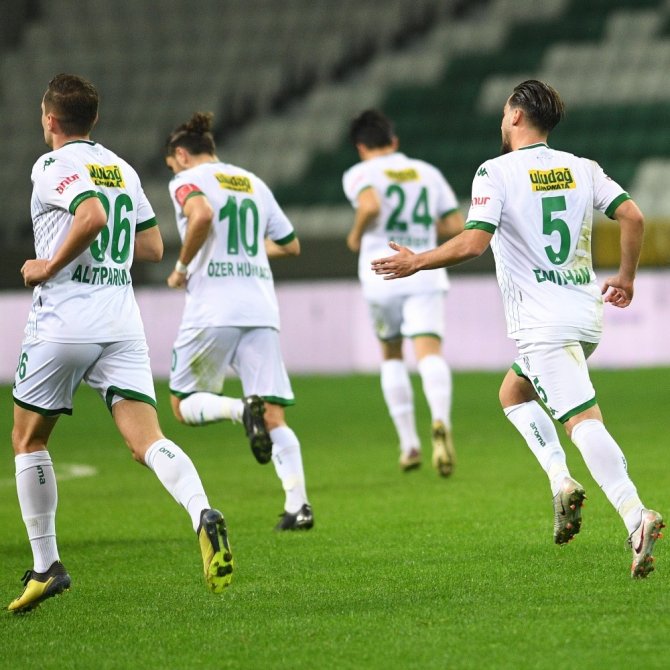 Tff 1. Lig: Giresunspor: 2 - Bursaspor: 1 (İlk Yarı Sonucu)
