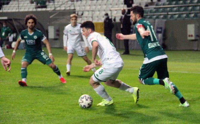 Tff 1. Lig: Giresunspor: 2 - Bursaspor: 1 (İlk Yarı Sonucu)