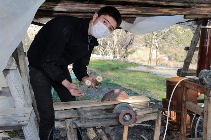 Yokluk Ve İmkansızlık Kaşif Yaptı