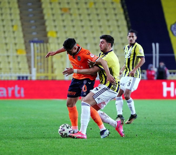 Ziraat Türkiye Kupası: Fenerbahçe: 0 - M.başakşehir: 1 (İlk Yarı)