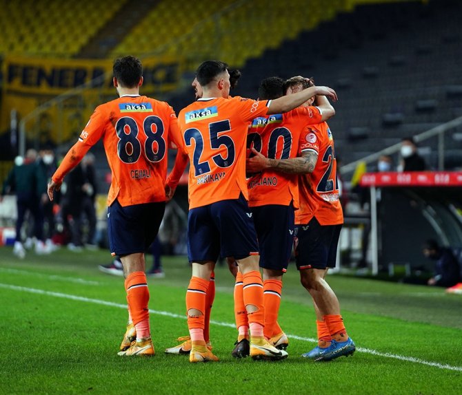 Ziraat Türkiye Kupası: Fenerbahçe: 1 - M.başakşehir: 2 (Maç Sonucu)
