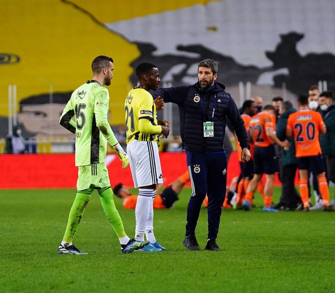 Ziraat Türkiye Kupası: Fenerbahçe: 1 - M.başakşehir: 2 (Maç Sonucu)