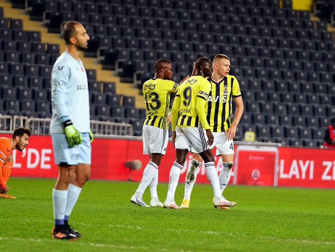 Ziraat Türkiye Kupası: Fenerbahçe: 1 - M.başakşehir: 2 (Maç Sonucu)