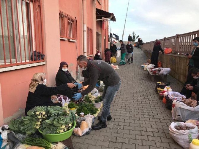 Bulancak Belediyesi’nden Pazar Esnafına Sıcak Çorba
