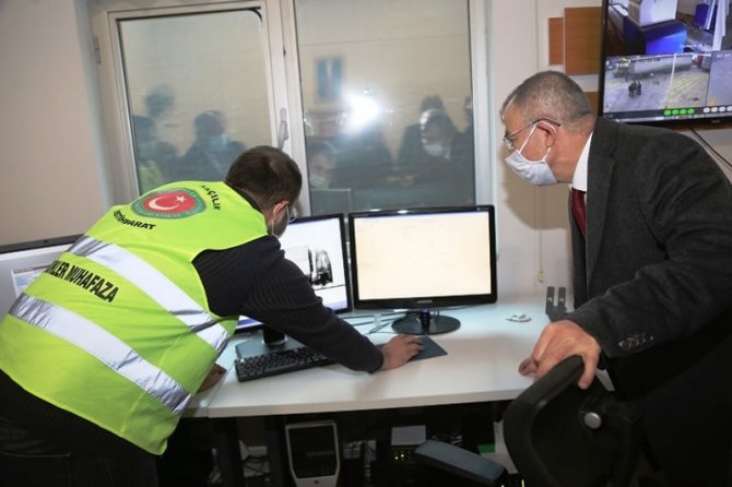 Vali Doruk, Sarp Sınır Kapısında İncelemelerde Bulundu