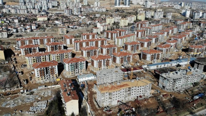 Deprem Fırsatçılarının Kursağında Kaldı, Elazığ’da Kiralık Ve Satılık Ev Fiyatları Düştü