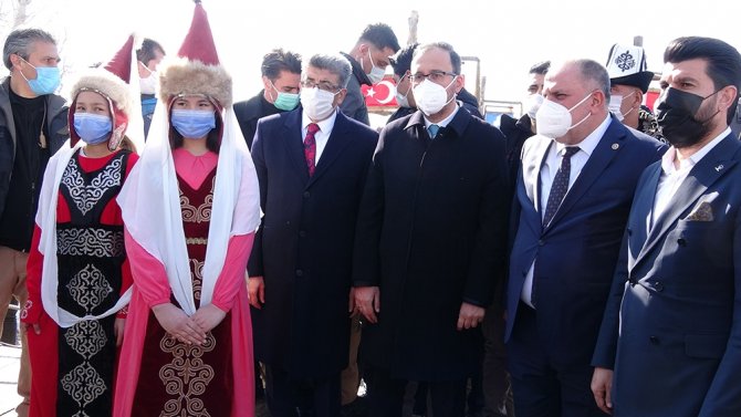 Bakan Kasapoğlu Atayurt’unda