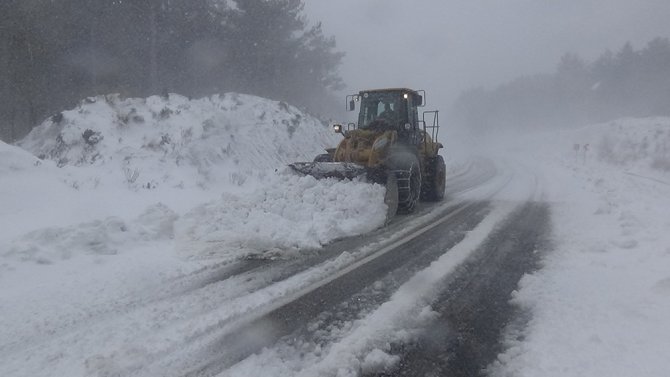 Kazdağları’nda Kar 2 Metreye Ulaştı