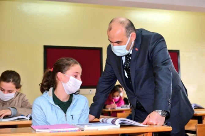 Trabzon’da Köy Okulu Ve Ana Okullarında Yüz Yüze Eğitime Başlanıldı