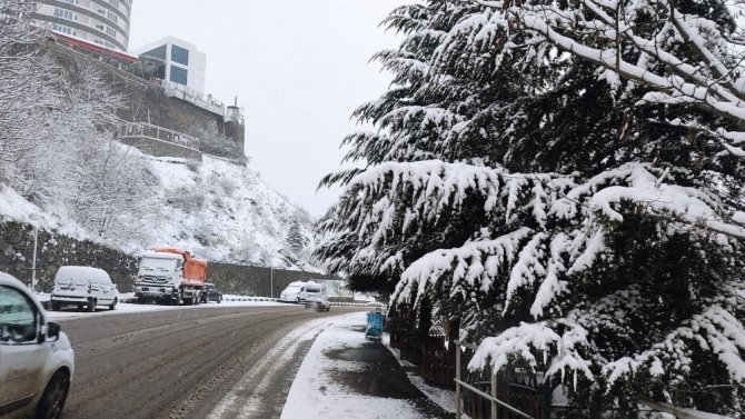 Artvin’de Eğitime Kar Engeli
