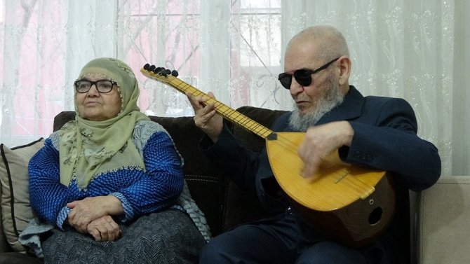 Hanifi Dede’den Aşı İçin Gelen Sağlıkçılara Sazlı Sözlü “Korona” Bestesi