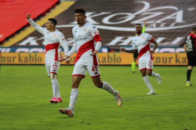 Süper Lig: Gaziantep Fk: 0 - Antalyaspor: 0 (Maç Sonucu)