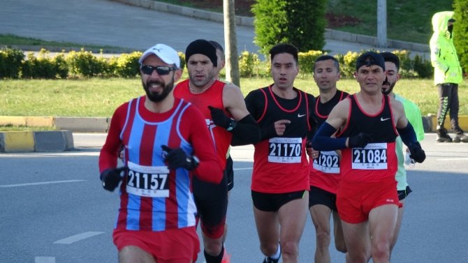 41. Uluslararası Trabzon Yarı Maratonu Koşuldu
