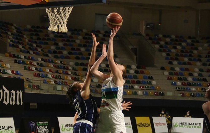 Kadınlar Basketbol Süper Ligi: İzmit Belediyespor: 96 - Hatay Bşb: 97