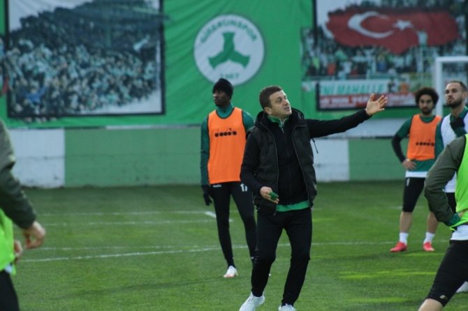 Hakan Keleş: “Bu Maçı Kazanırsak Süper Lig’e Yüzde 80 Yaklaşmış Olacağız”