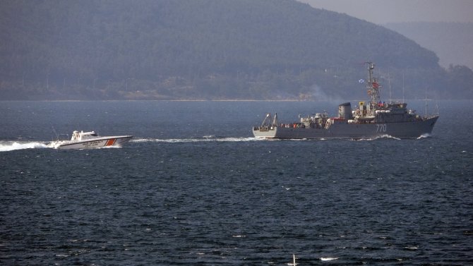 Rus Savaş Gemisi ‘Valentin Pikul’ Çanakkale Boğazı’ndan Geçti