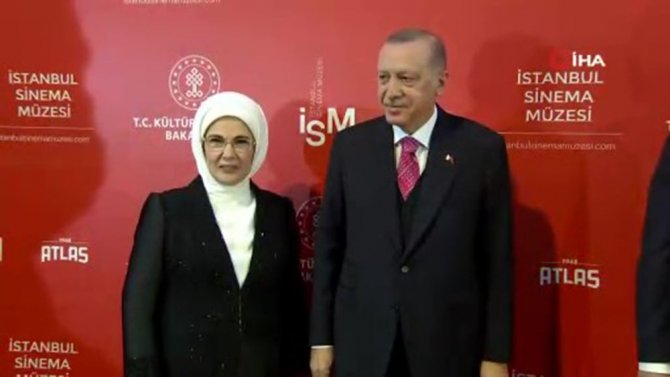 Cumhurbaşkanı Erdoğan: “Nisan Ayından İtibaren Galataport’un Faaliyete Geçmesini Bekliyoruz“