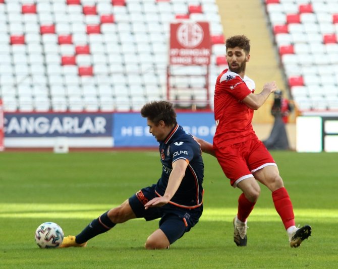 Süper Lig: Ft Antalyaspor: 0 - Medipol Başakşehir: 0 (Maç Sonucu)