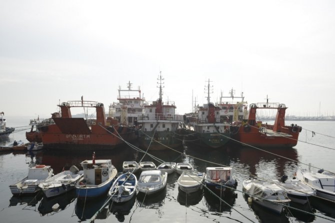 Marmara’daki Hayalet Gemiler Kaldırıldı