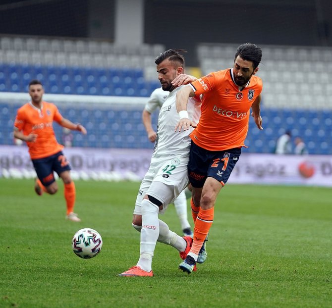 Süper Lig: Medipol Başakşehir: 0 - İh Konyaspor: 0 (İlk Yarı)