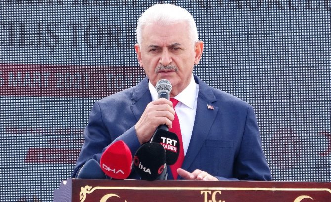 Binali Yıldırım: "Türkiye Çetin Bir Sınav Verdi"