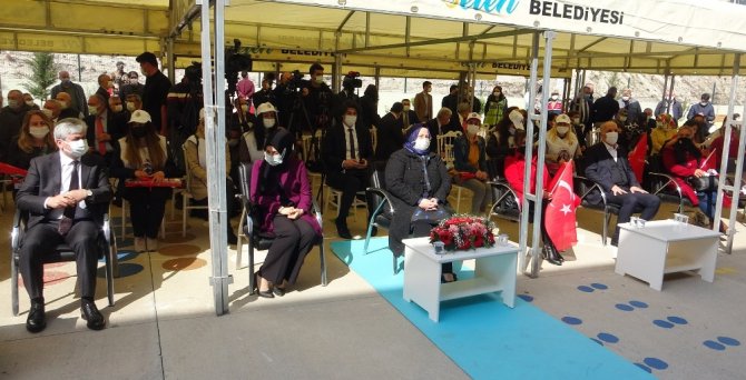 Bakan Selçuk: "Eşini Darbeden Caninin En Ağır Cezayı Alması İçin Hukuki Süreçlerin Takipçisi Olacağız"
