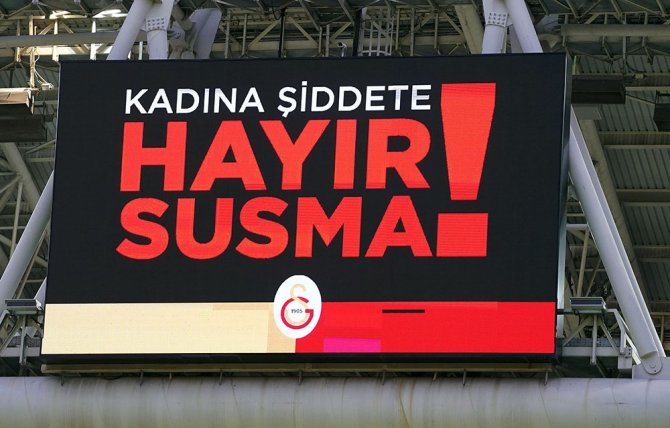 Türk Telekom Stadyumu’nda 8 Mart Kadınlar Günü Mesajları