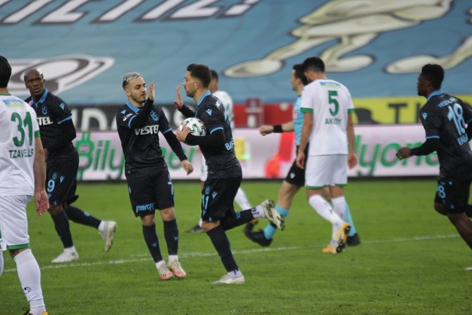 Süper Lig: Trabzonspor: 1 - Aytemiz Alanyaspor: 3 (Maç Sonucu)