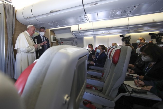 Papa, Irak’ın Ardından Lübnan’ı Ziyaret Edecek